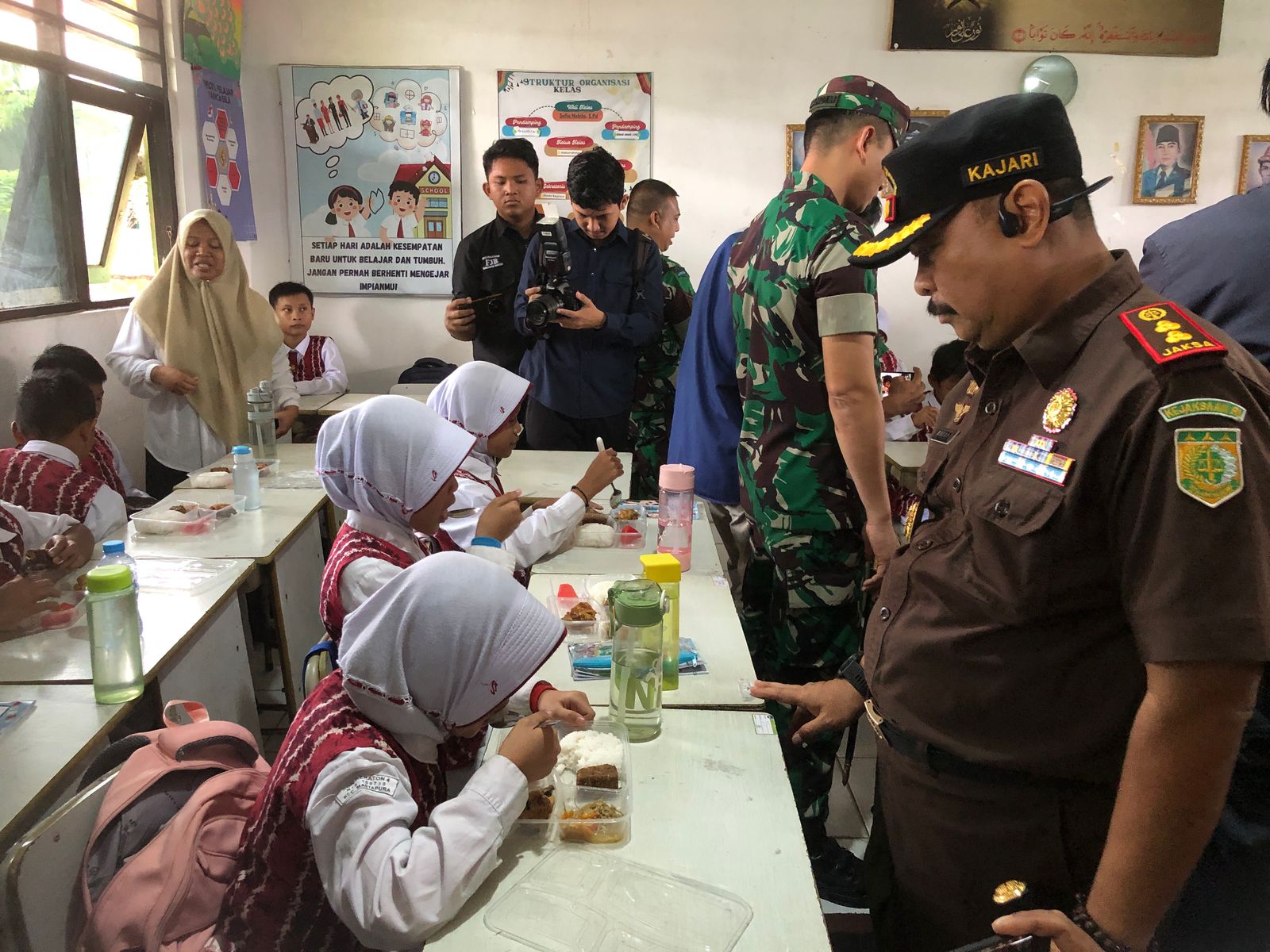 Kajari Kab. Banjar Hadiri Launching Program Makan Bergizi Gratis (MBG) di Kabupaten Banjar